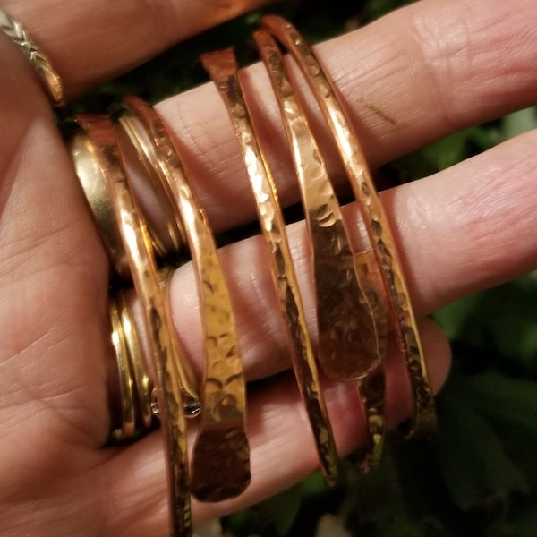Overlap Hammered 10 gauge copper bangle lightweight adjustable stackable copper bangle, bypass bangle bracelets, arthritis bracelets