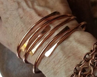 Copper wire overlap bangle. Copper bangle, ten gauge wire bangle, stackable bangle, pure copper bangle, arthritis copper bangle