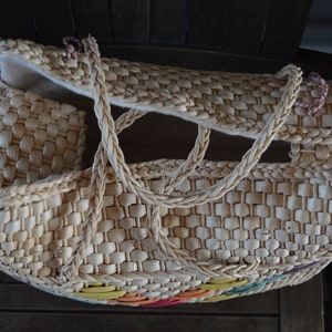 Vintage Raffia Rainbow Heart Tote image 4