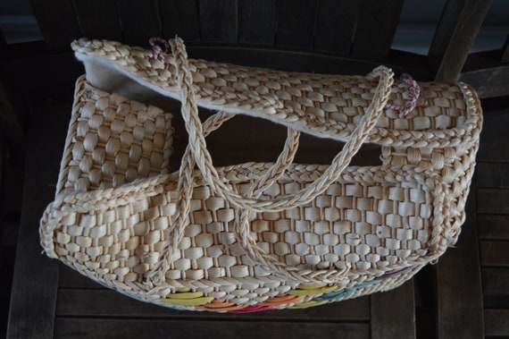 Vintage Raffia Rainbow Heart Tote - image 4