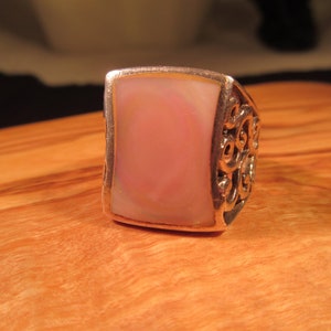Cool Retro Sterling Silver Mother of Pearl Ring - 7.5