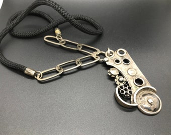 Artistic Sterling Silver Necklace Pavlick