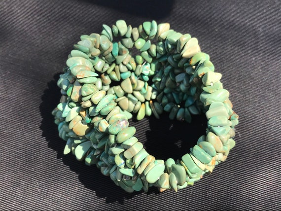 Boho Jade Green Stretch Bracelet - image 1