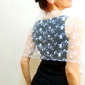 Pure white lace wedding shawl, wedding bolero, white lace shawl, wedding dress shrug, mother of the bride shawl, bridesmaids gift