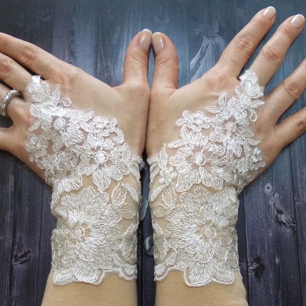Silvery White Wedding Gloves, Bridal Gloves, Lace Gloves Fingerless Gloves, Ivory