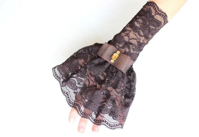 Brown victorian lace cuff bracelet, corset arm warmers laced up, Gloves Gothic, ruffled lace steampunk gloves, pirate dark rococo gloves image 4