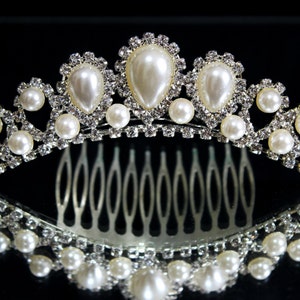 Bridal crown comb tiara vintage rhinestone and pearl bridal wedding princess crown comb tiara Bridal Unique Gifts Women Wedding Accessories
