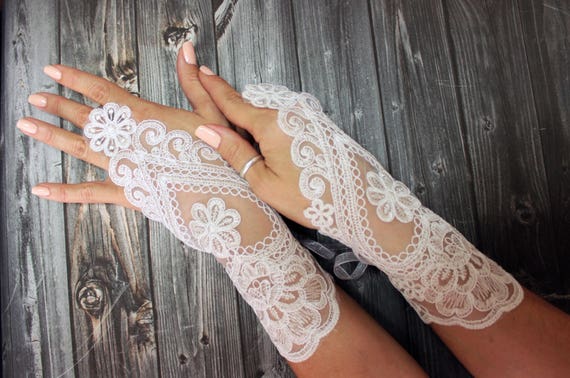 Ivory lace gloves wedding, bridal white gloves fingerless lace gloves, bridal accessories, french lace