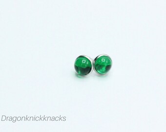 Simple Stud Earrings: Crystal Green