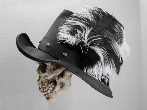 Conquistador (black & White) FREE SHIPPING* - Etsy