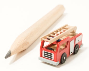 1:12 fire truck toy miniature for the dollhouse in one inch scale for mini nursery, 3D printed hand painted dollhouse furniture, IN14