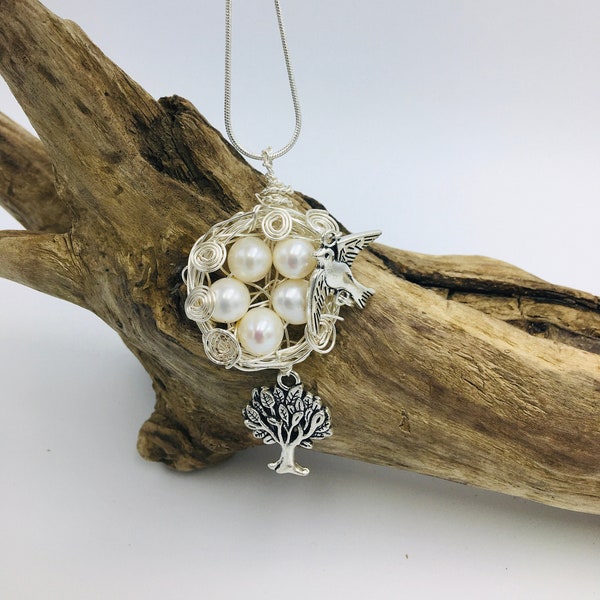 Bird Nest Pendant Necklace, Five Eggs Bird Nest, Gift for Mom or Wife.