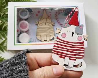 DIY Christmas Kit, Ornament painting kit, Holiday Craft, wooden Christmas tree, wood painting, holiday party craft, Mod Kit