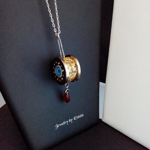 Creative jewelry pendant. Double view image 4