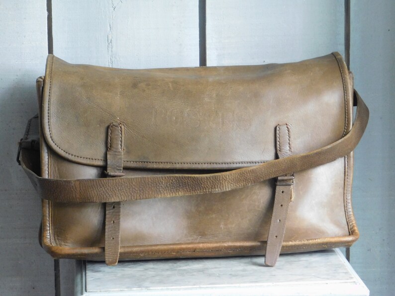 computerovernight satchel la Postes messenger bag French vintage Postes leather mailbag