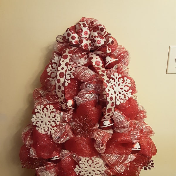 Christmas Tree, Front Door Decor, Deco Mesh Tree, Christmas Tree Wreath