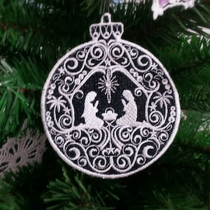 Nativity christmas ornament - Holy Family free standing lace ornament - Embroidered nativity christmas ornament - FSL Ornament