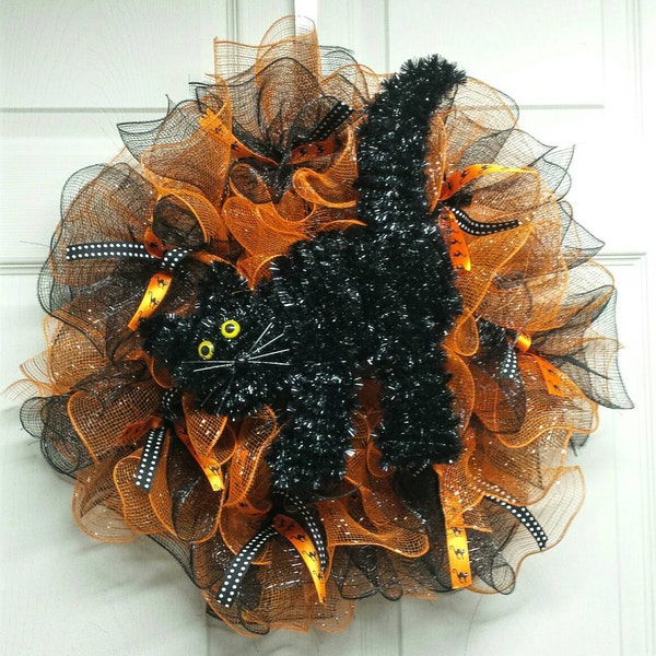 Black Cat Halloween Wreath, Halloween Mesh Wreath, Fall Mesh Wreath, Black and Orange Wreath, Black Halloween Cat, Halloween Decor