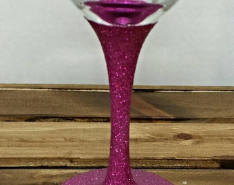 Custom Glitter Stemmed Wine Glass, Pink Glitter Wine Glass, Pink Wine Glass, Custom Wine Glass, Bridal Party Gift, Wedding Gift