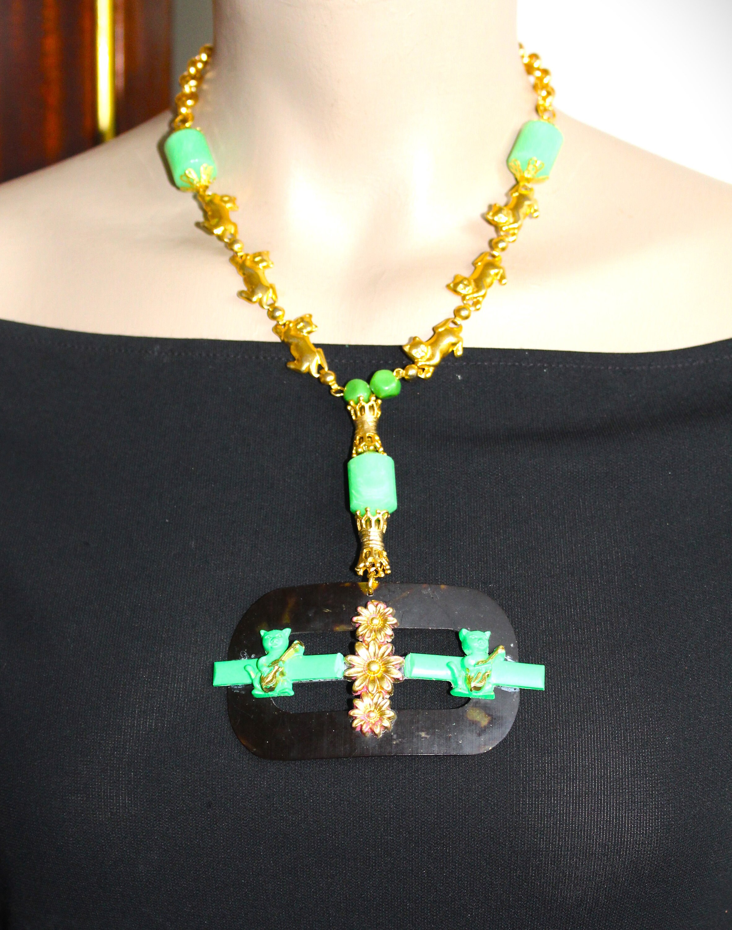 Collier pendentif rectangulaire vert émeraude avec chaîne 10x9 mm | Alberto Bijoux