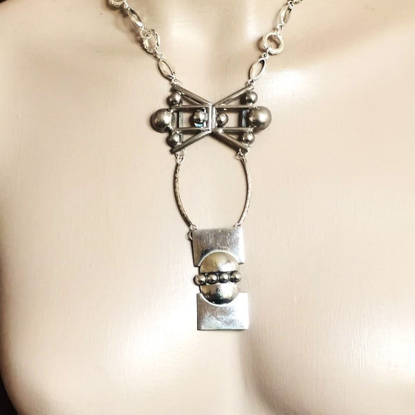 Collier sautoir space age, boucles 1930, rares boucles, argent, géométrique, futuriste, design, RETOUR vers le FUTUR !