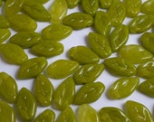 30pcs Apple Green Czech Glass Leaf Beads 10x6mm - GB717