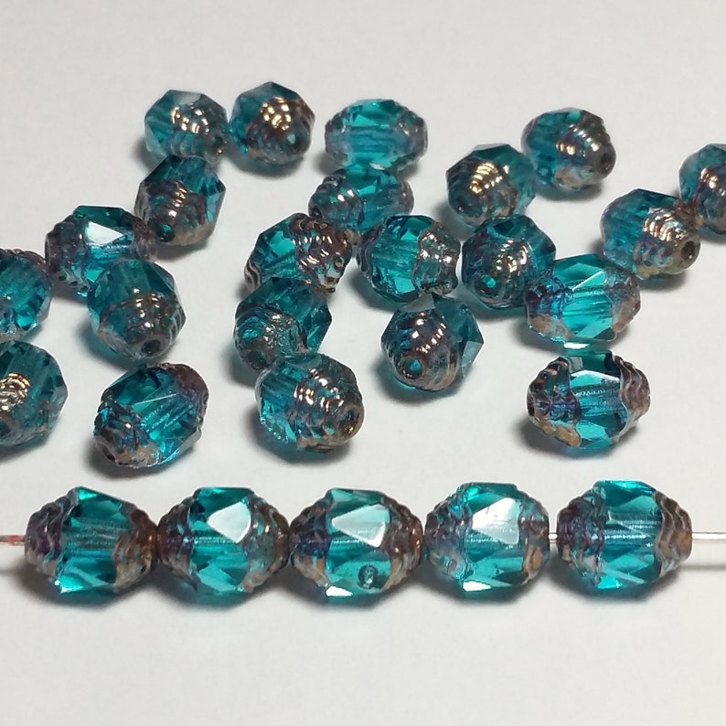 10pcs Cathedral Blue Czech Glass Oval Beads 8x6mm GB231