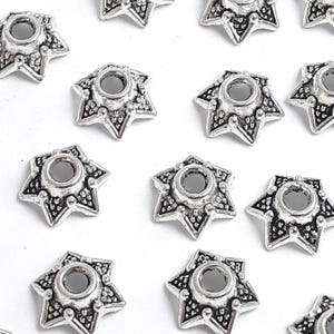50pcs Flower Bead Caps Antique Silver 7mm - B00461