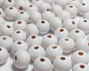 100pcs White Dyed Wooden Round Beads 8x7mm - B72037