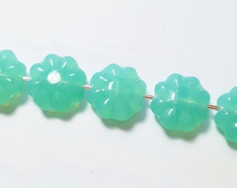 10pcs Turquoise Hawaiian Flower Czech Glass Beads, 9mm - GB30