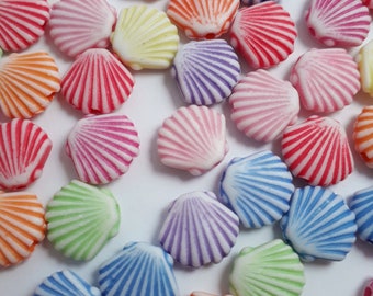 50pcs Scallop Shell Acrylic Bubblegum Beads 12x10mm - B24622