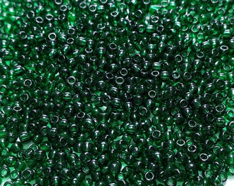 10g Transparent Green Emerald TOHO Seed Beads - 11/0-939