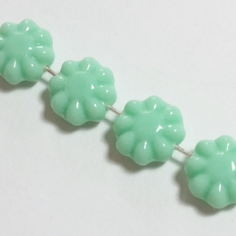 More Colours Available 10pcs Czech Glass Hawaiian Flower Beads