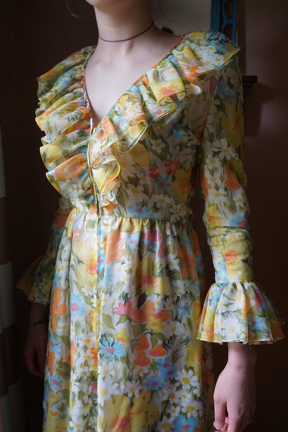 Vintage 60s Yellow floral ruffled long maxi dress hippie boho V Neck XS S Vintage 60s Yellow floral ruffled long maxi dress hippie boho V Neck XS S
