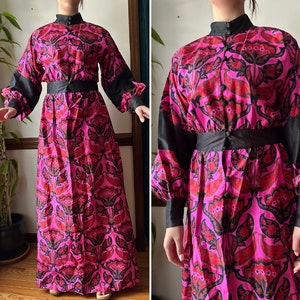Vintage 70s Dress - Block Print Indian Silk Hippie Maxi - Boho Balloon Sleeve