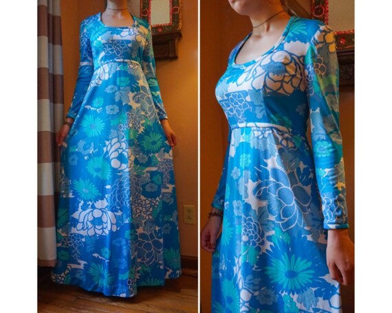 Vintage 60s Psychedelic Blue floral Knit Long maxi