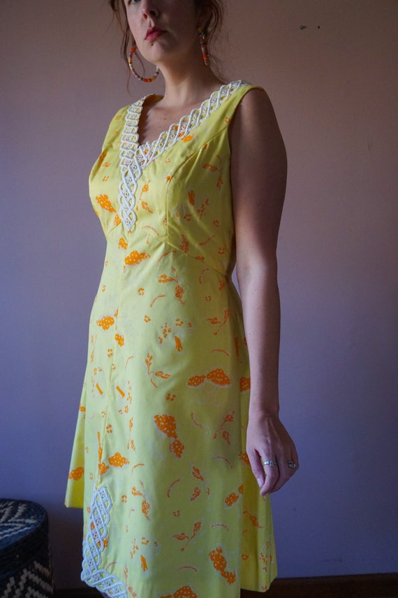 Vintage 60s Yellow Mushroom Dress Embroidered She… - image 8