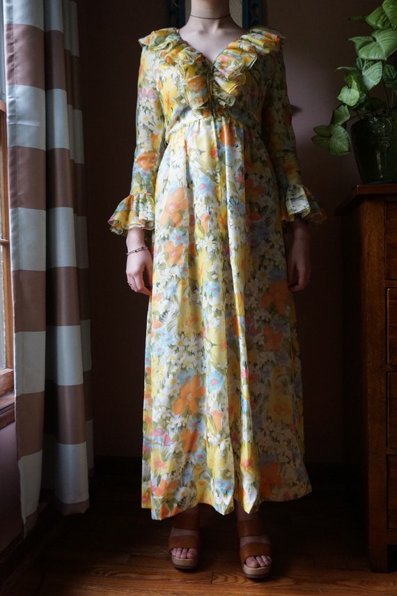 Vintage 60s Yellow floral ruffled long maxi dress… - image 5
