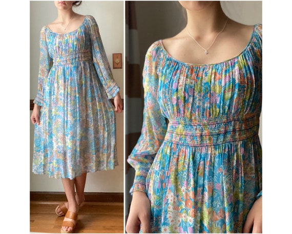 Vintage 70s Dress Novelty Print Cottagecore Bishop Sleeve Silk