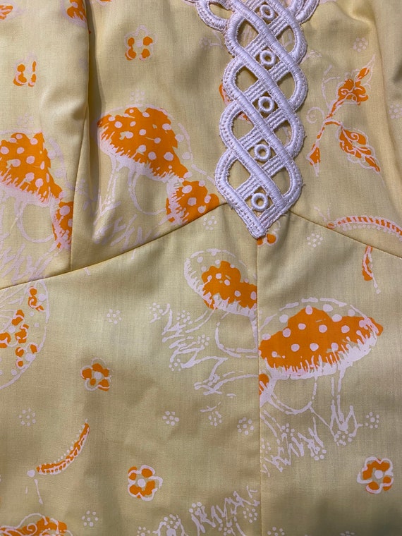 Vintage 60s Yellow Mushroom Dress Embroidered She… - image 4