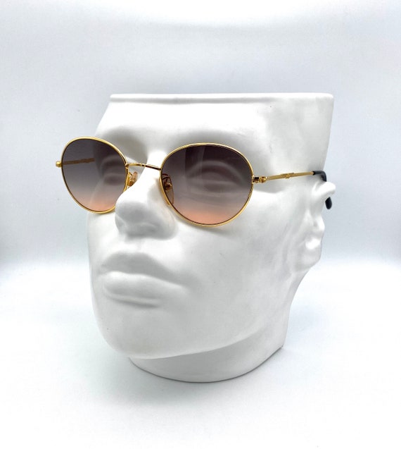 1990s round logo sunglasses