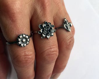 Black dahlia ring discount