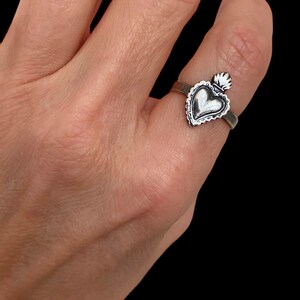 Sacred Heart Ring/ Sacred Heart/ Heart Sacred/ Silver Heart Ring ...