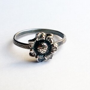 Silver Sunflower Ring, Sunflower Ring, Flower Stacking Ring, Antiqued Sunflower Ring, Flower Ring, Rustic Flower Ring, Fine Silver Ring