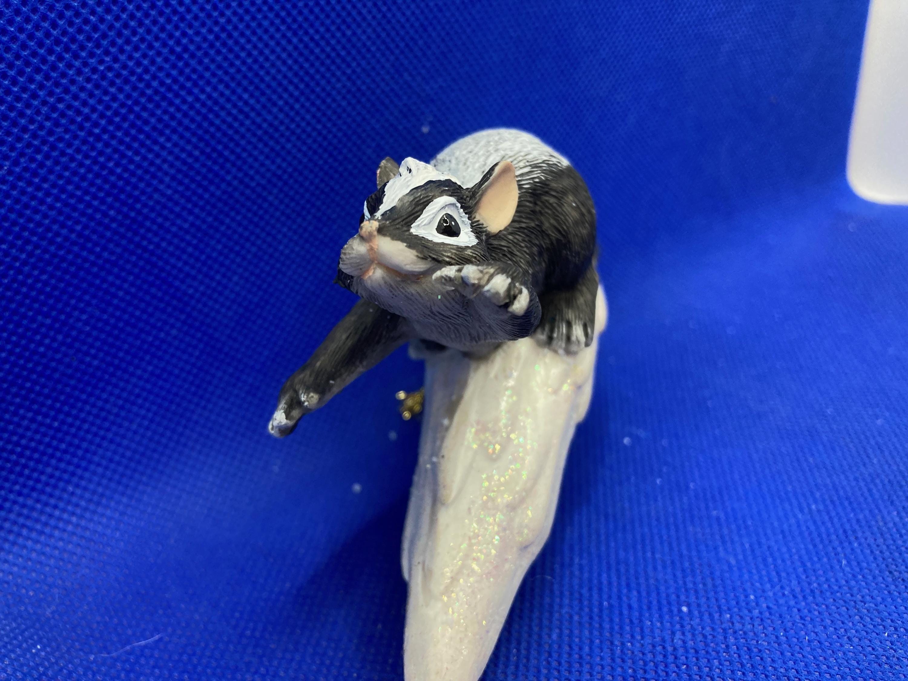 Vintage Skunk Figurine - Etsy