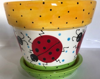 Ladybug plant pot, Mother’s Day gift, birthday gift, friend gift, functional, indoor outdoor plant pot, fun gift, useful and unique, ladybug