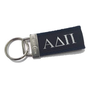 36 griechische Buchstaben Alpha Delta Pi Web Schlüsselanhänger Ketten. Offiziell lizenziertes griechisches Zubehör