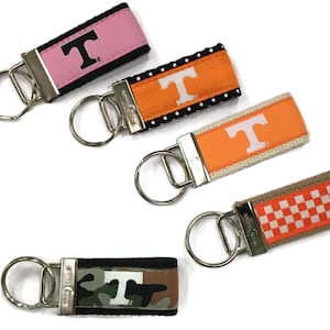 University of Tennessee  Go Vols licensed web key chain or key fob