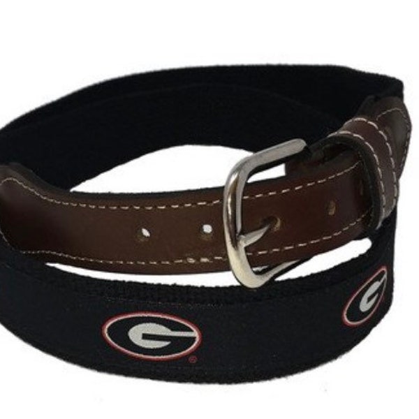 University of Georgia UGA ribbon belt with cotton Web with Leather Belt ends. A Georgia bulldogs belt licensed product.