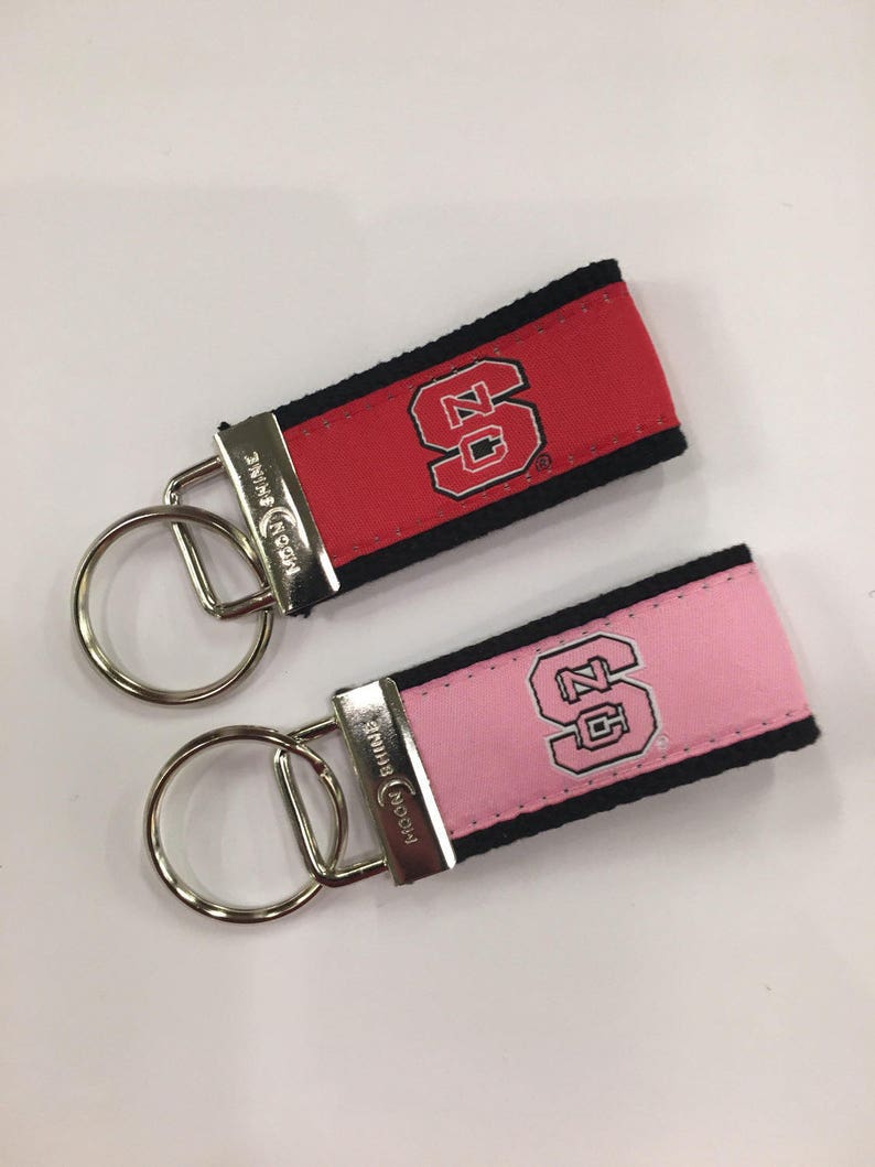Web Key Chain NC State Wolfpack Web Keychain | Officially Licensed Collegiate ...
